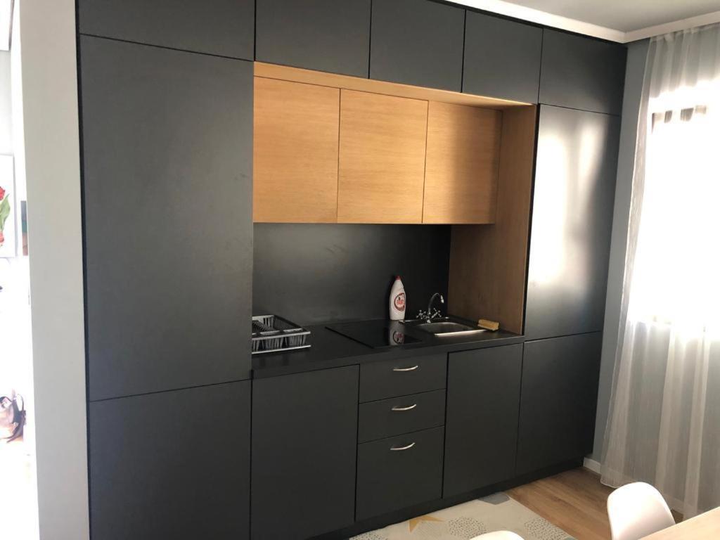 شقة كلوج-نابوكا  في Apartament Dorobanti المظهر الخارجي الصورة